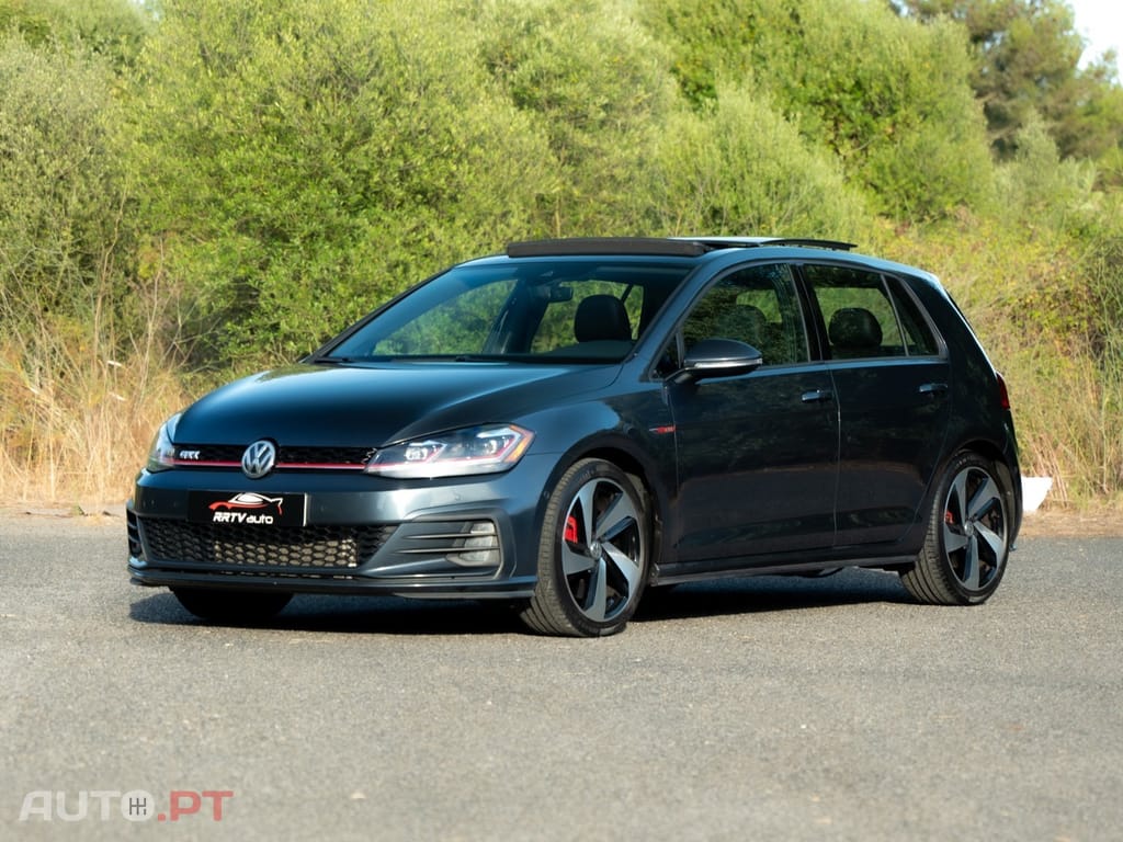 Volkswagen Golf 2.0 TSI GTI