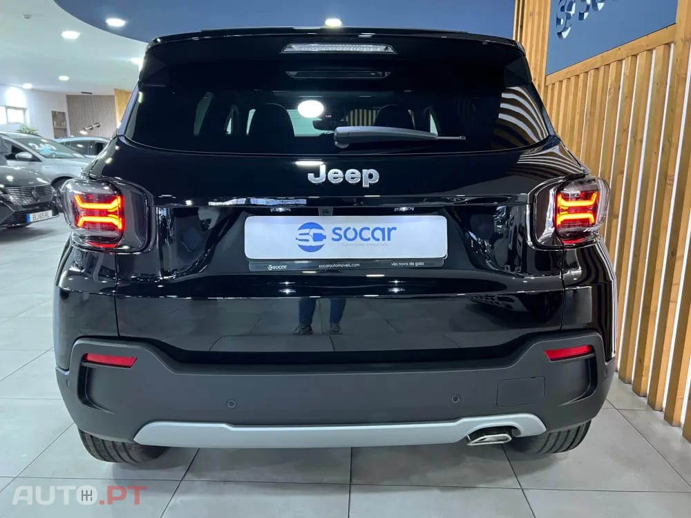 Jeep Avenger 1.2 e-Hybrid Summit DCT