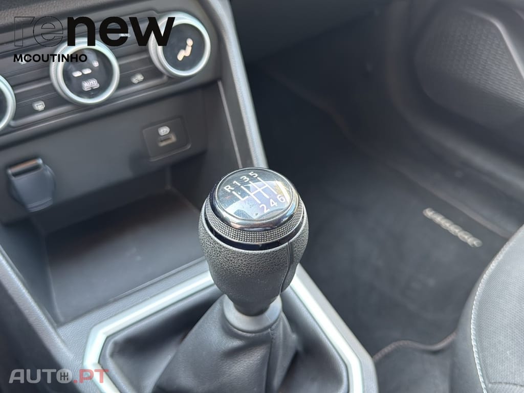 Dacia Jogger JOGGER Essential ECO-G 100 (GPL) 7 lugares