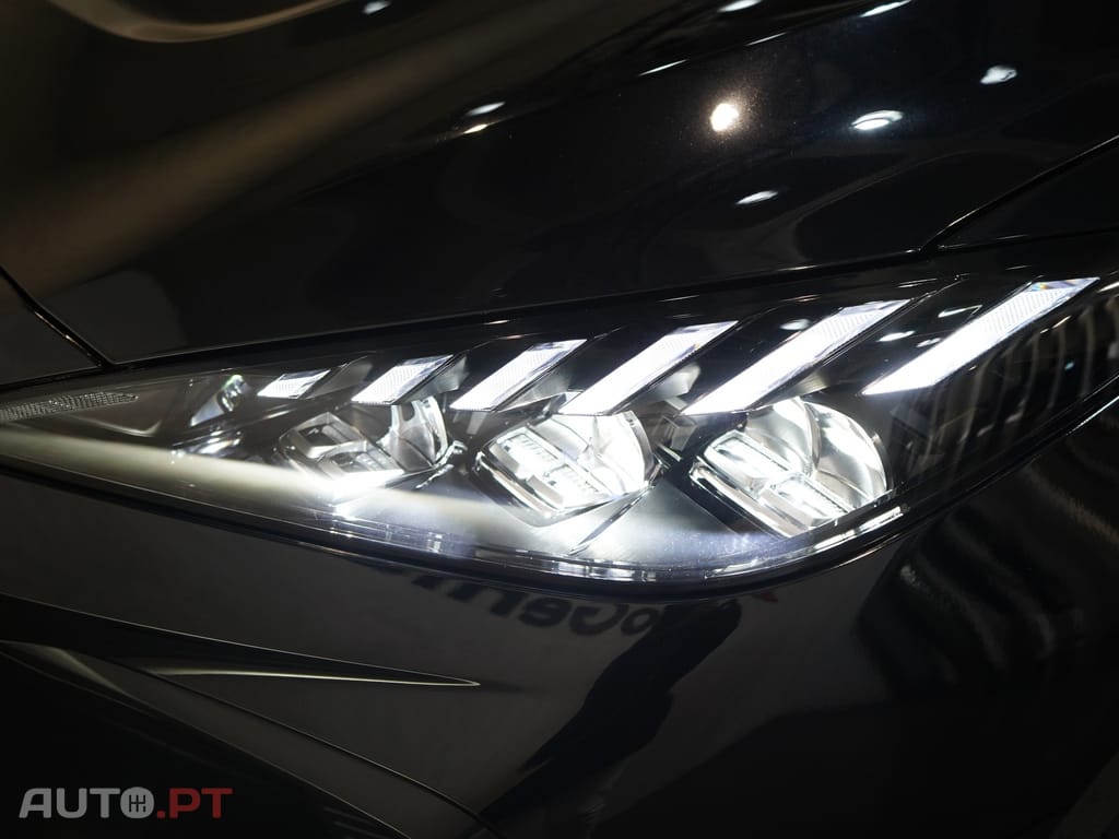 MG MG4 64 kWh Luxury