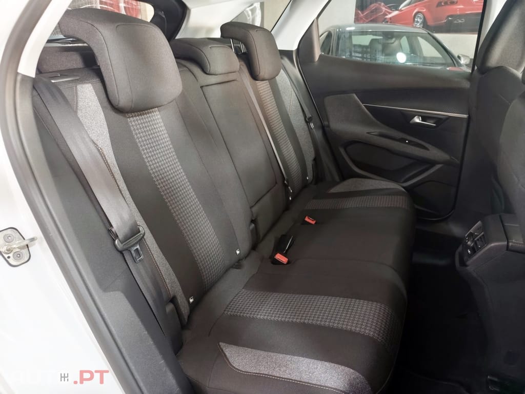 Peugeot 3008 1.6 BlueHDi Active