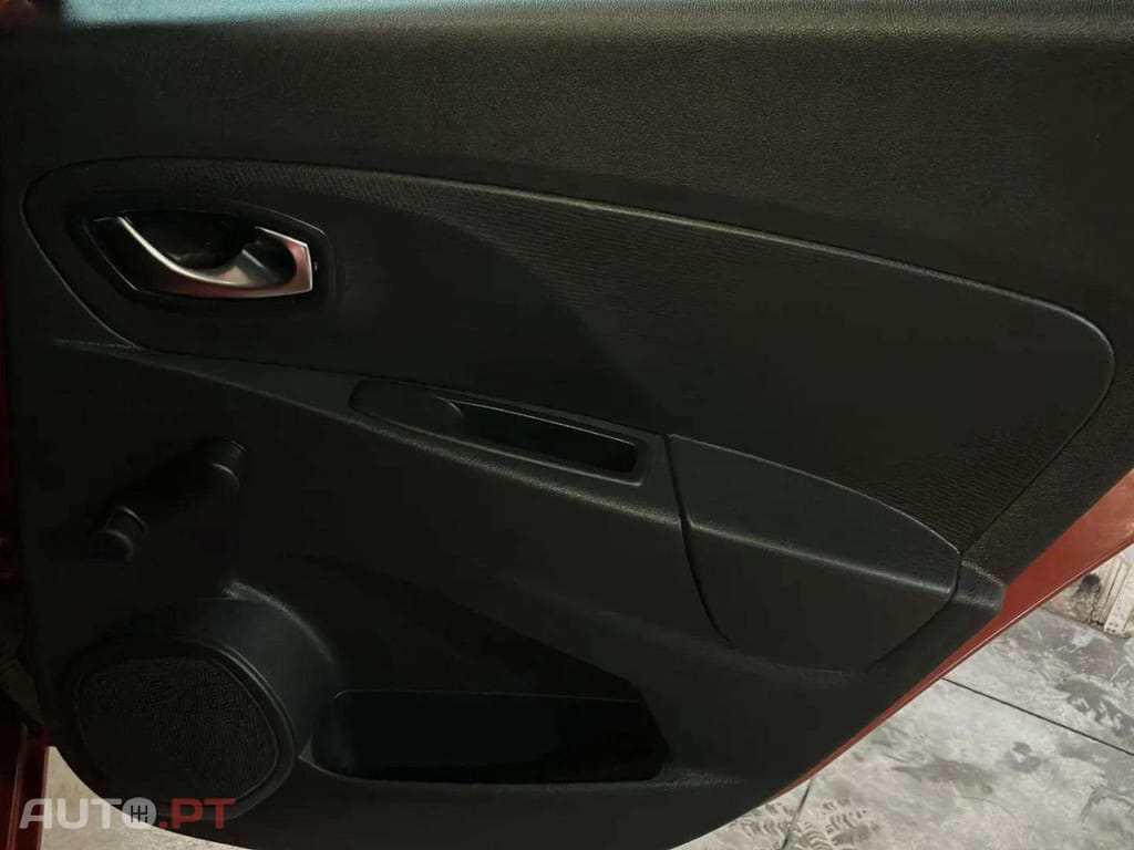 Renault Clio Sport Tourer 0.9 TCe Limited Edition