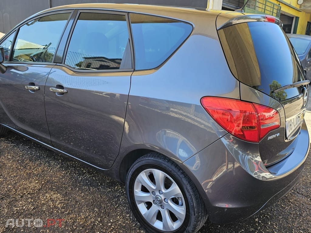 Opel Meriva 1.3 CDTi Cosmo