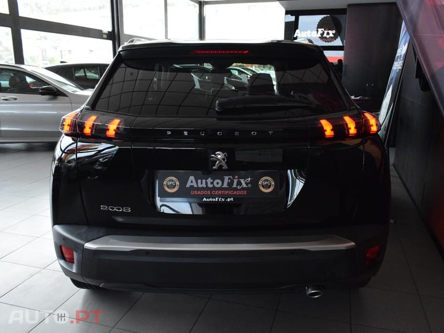 Peugeot 2008 1.5 BlueHDi Allure EAT8