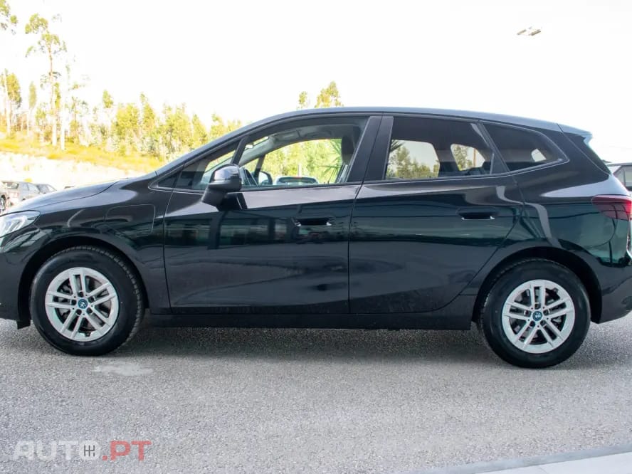 BMW 225
