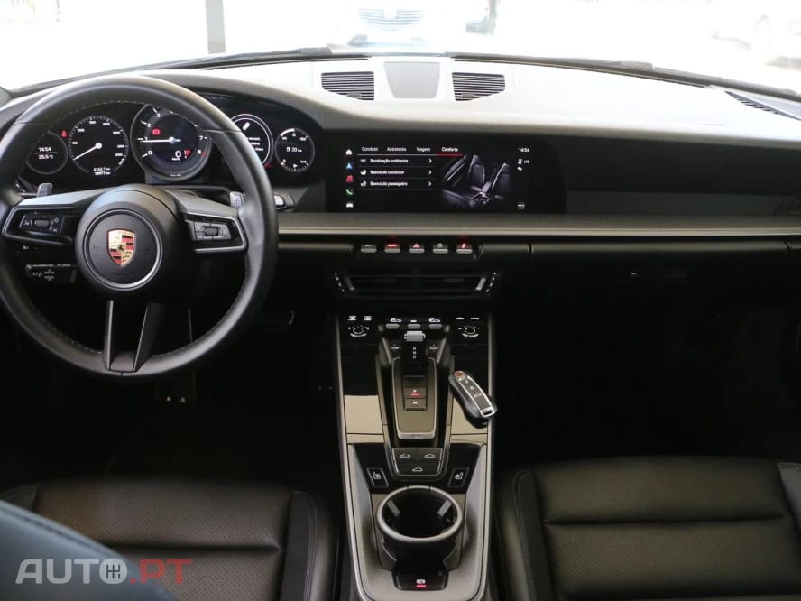 Porsche 911 Carrera PDK