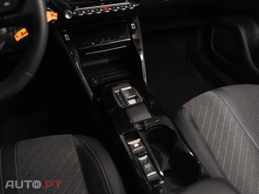 Peugeot E-2008 54 kWh Allure