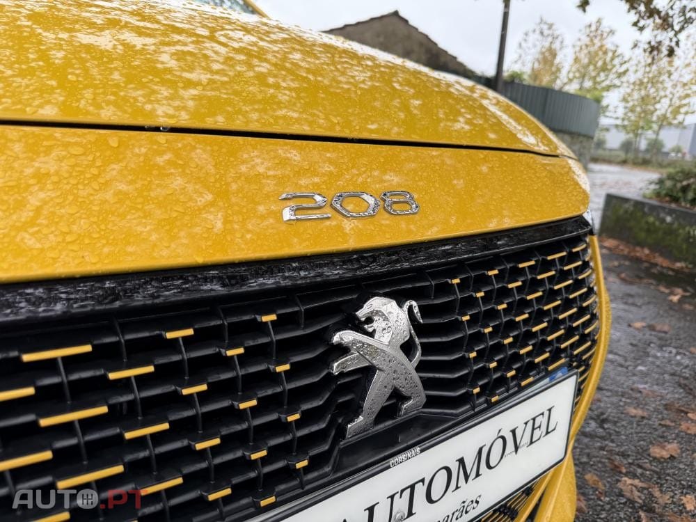 Peugeot E-208 50 kWh Allure Pack