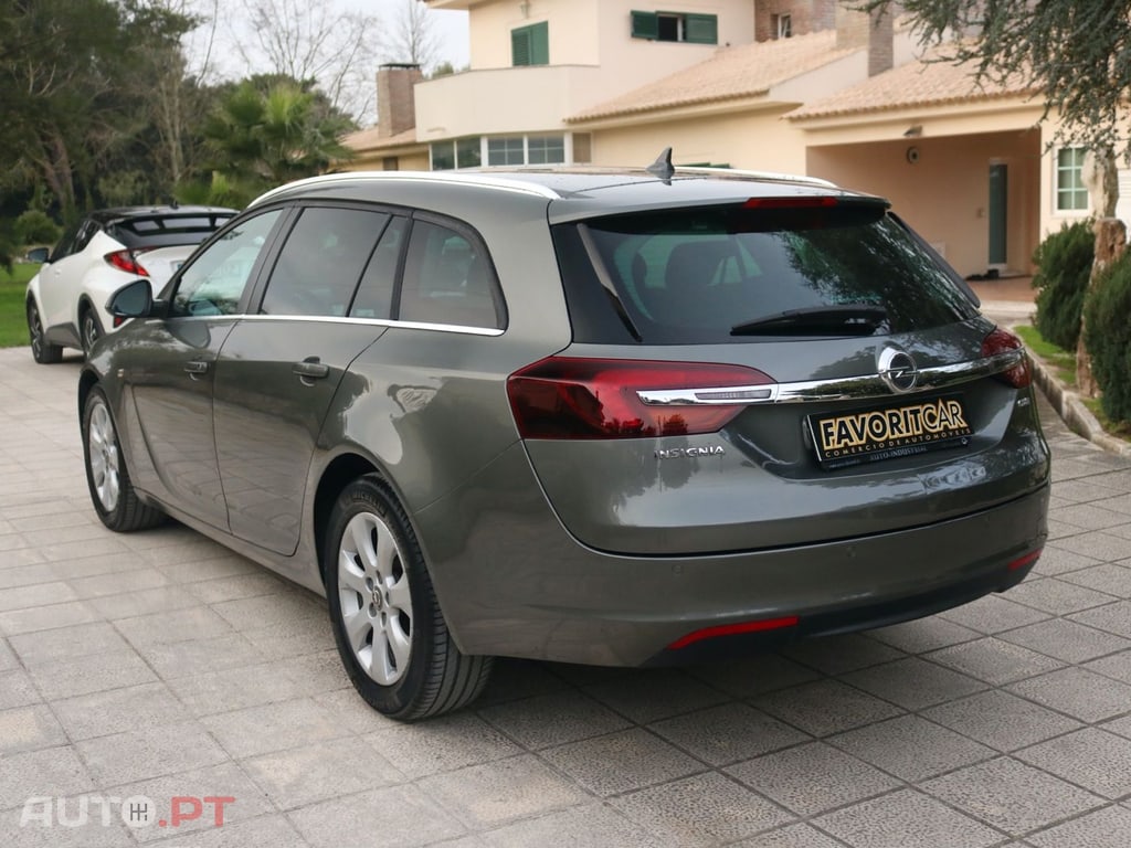 Opel Insignia Sport Tourer 1.6 CDTi Dynamic