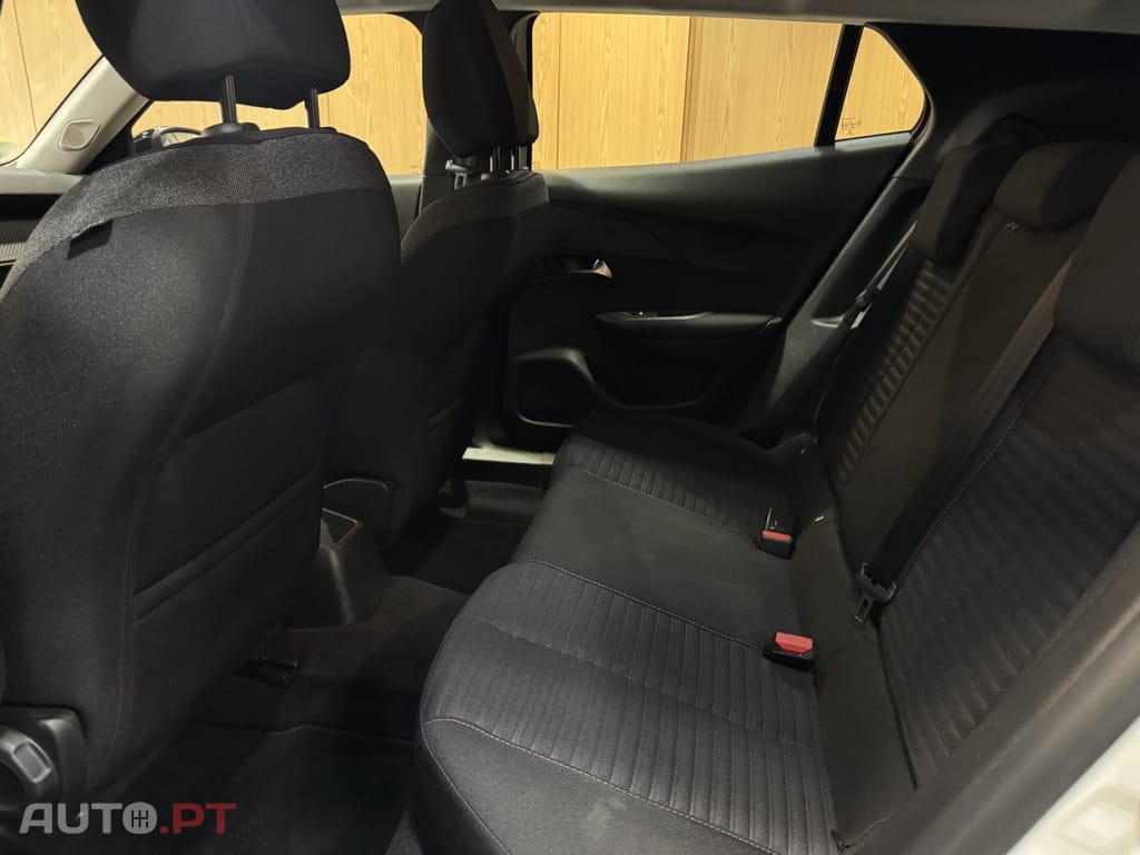 Peugeot 2008 1.5 BlueHDi Active Pack