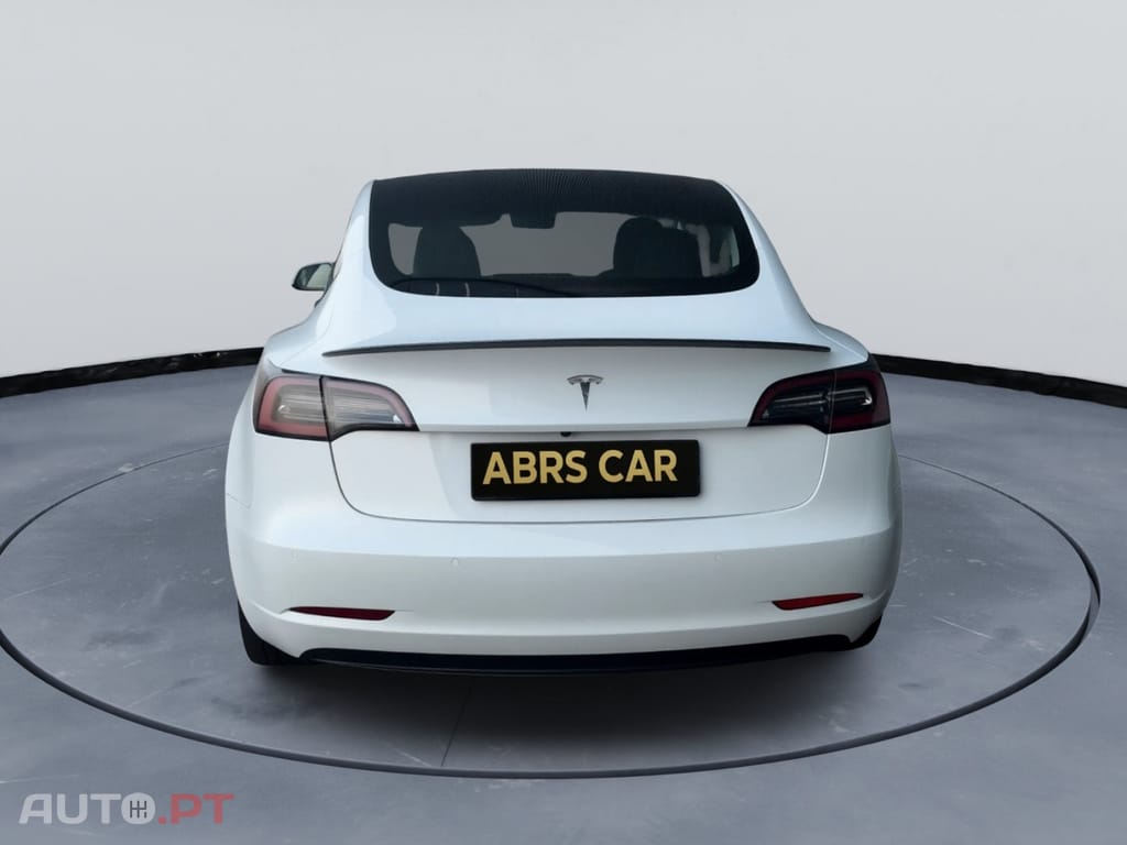 Tesla Model 3 Standard Range Plus RWD