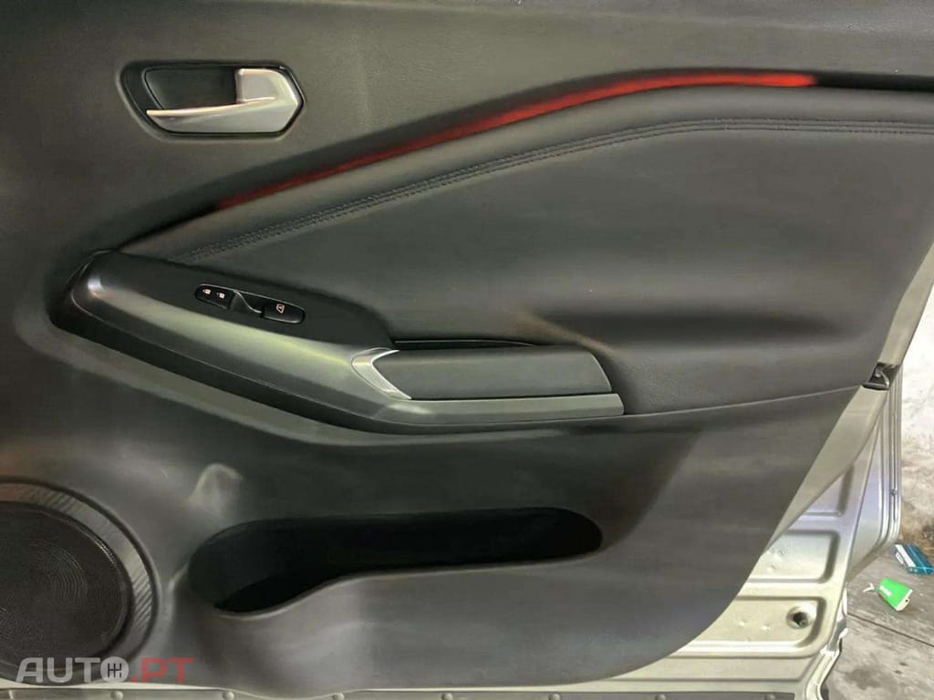 Nissan Juke 1.0 DIG-T N-Connecta