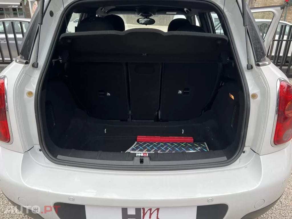 MINI Countryman One D