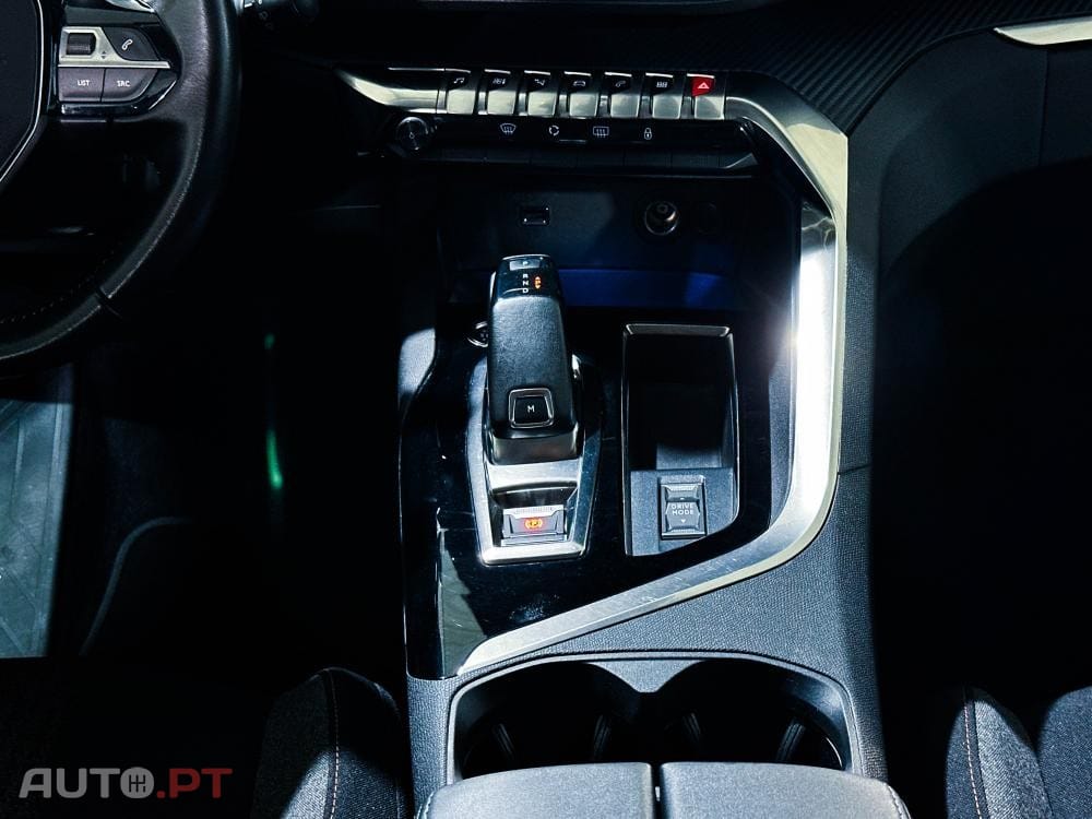Peugeot 5008 Allure Pack EAT-8