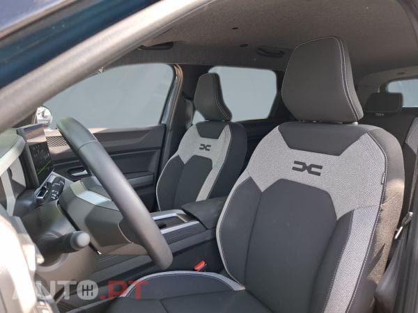 Dacia Bigster HYBRID 155 Journey