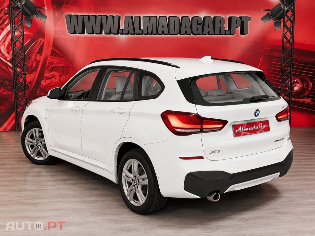 BMW X1 25 e xDrive Pack M
