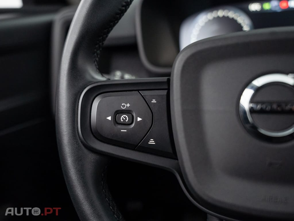 Volvo XC40 1.5 T2 Momentum Core