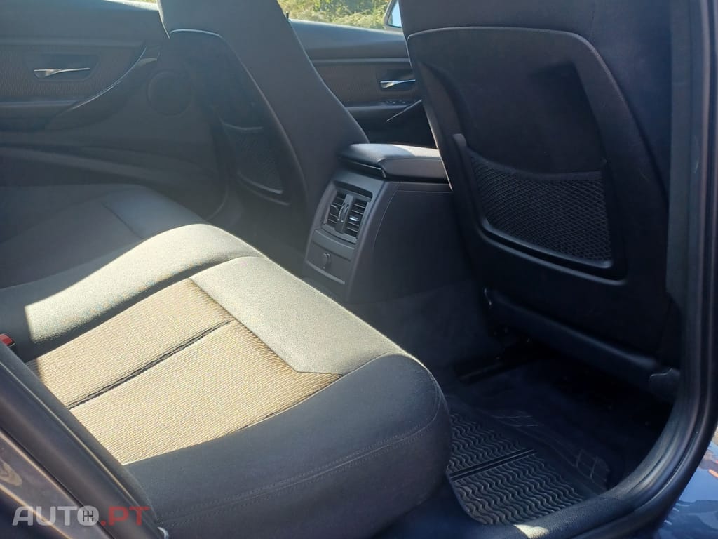 BMW 320 Touring d Luxury 184cv