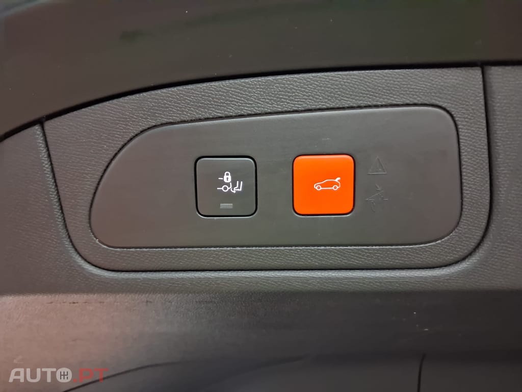 DS DS7 Crossback 2.0 BlueHDi La Première EAT8