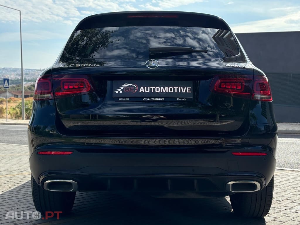 Mercedes-Benz GLC 300 de 4Matic 9G-TRONIC AMG Line