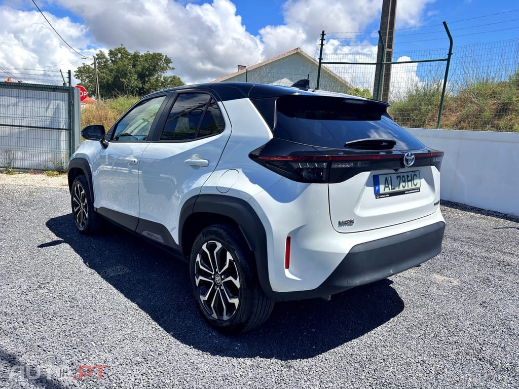 Toyota Yaris Cross 1.5 HDF Square Collection