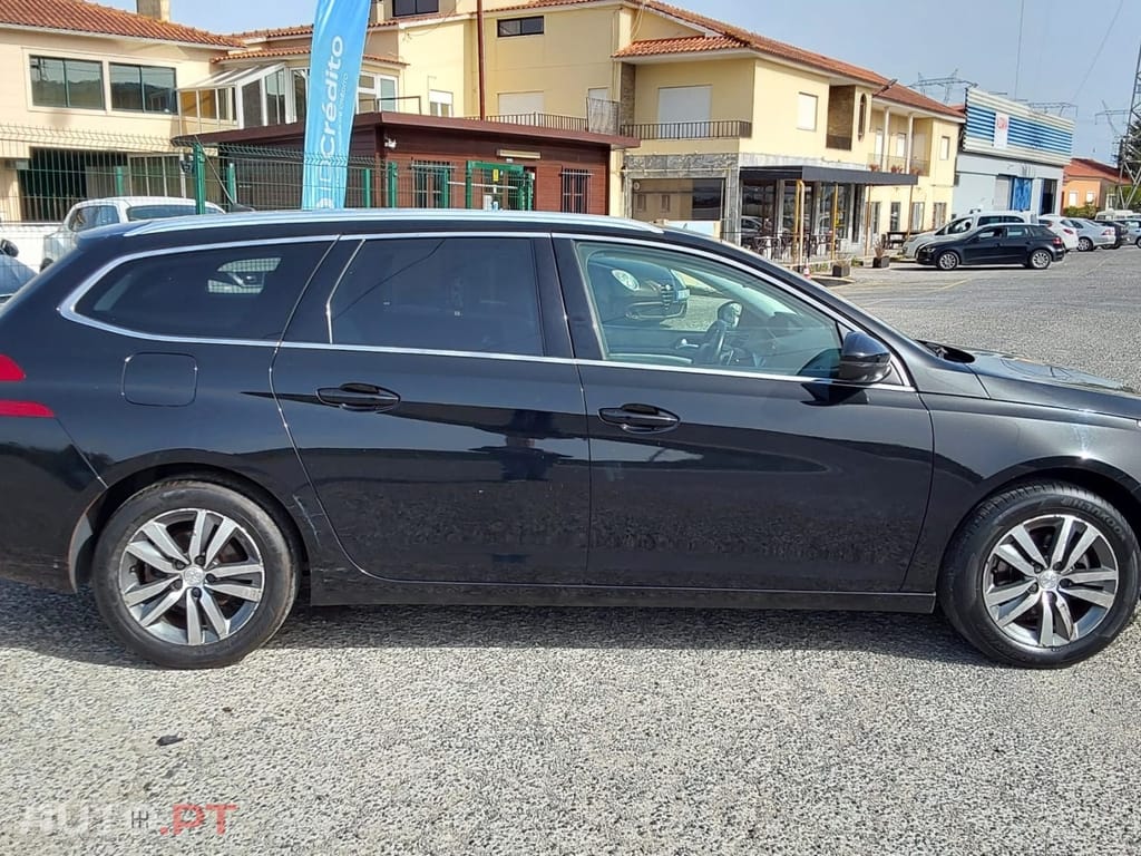 Peugeot 308 SW BlueHDi 130 EAT6 Stop & Start Allure