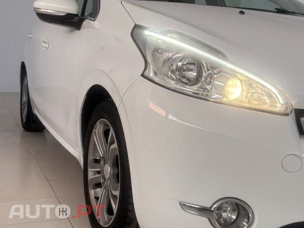 Peugeot 208 82 VTI Allure