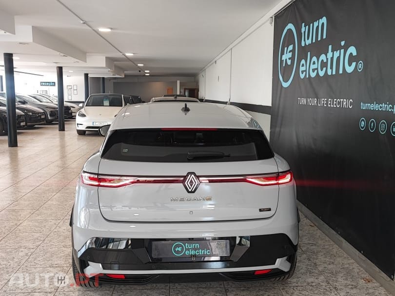 Renault Mégane E-Tech EV60 220hp optimum charge Equilibre — fotografia 5