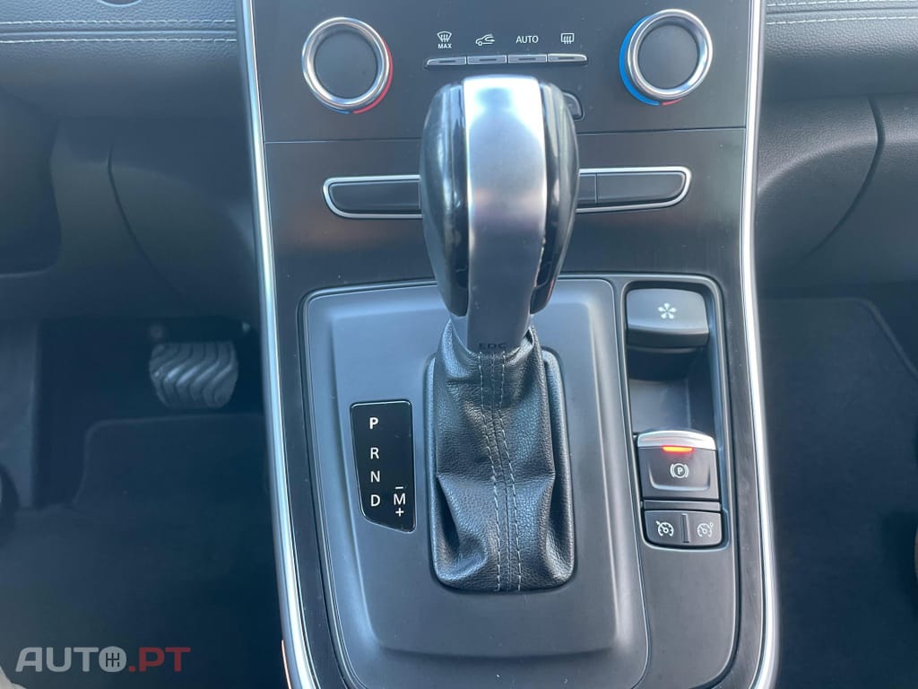 Renault Scénic BLUE dCi 120 EDC BUSINESS EDITION