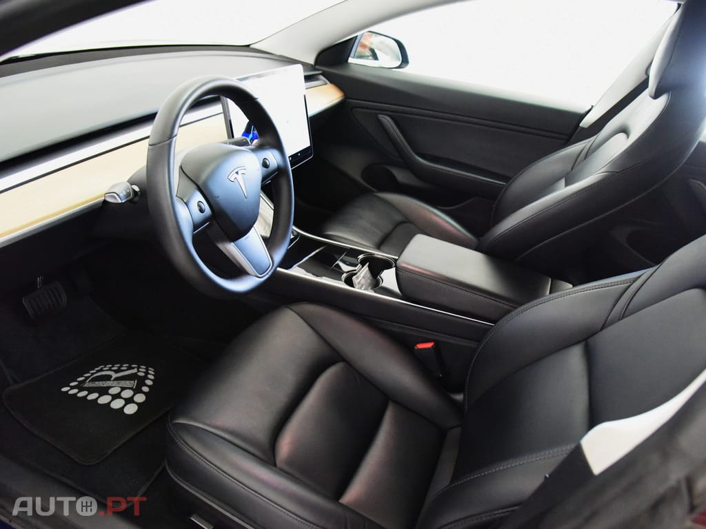 Tesla Model 3 Long-Range Dual Motor AWD