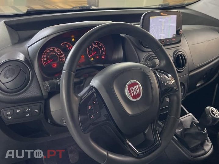 Fiat Fiorino 1.3 M-jet Adventure