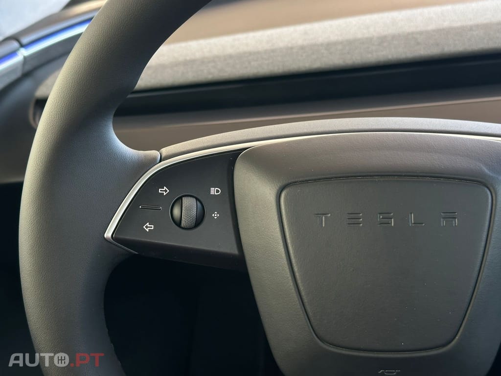 Tesla Model 3 Tração Traseira Premium