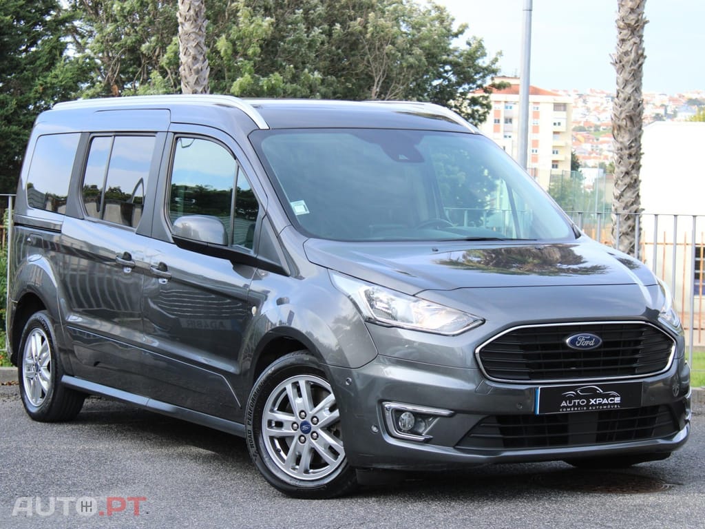 Ford Tourneo Grand 1.5 TDCi Titanium