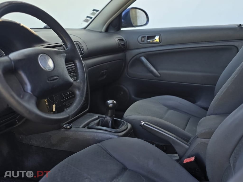 Volkswagen Passat 1.9 TDi Confortline