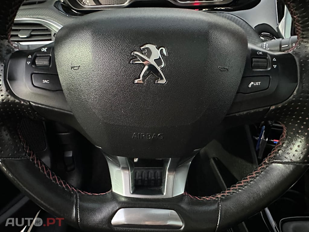 Peugeot 2008 1.2 PureTech GT Line