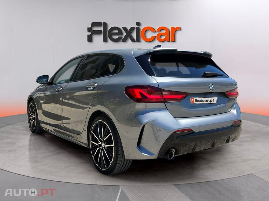 BMW 118 i Pack Desportivo M Auto