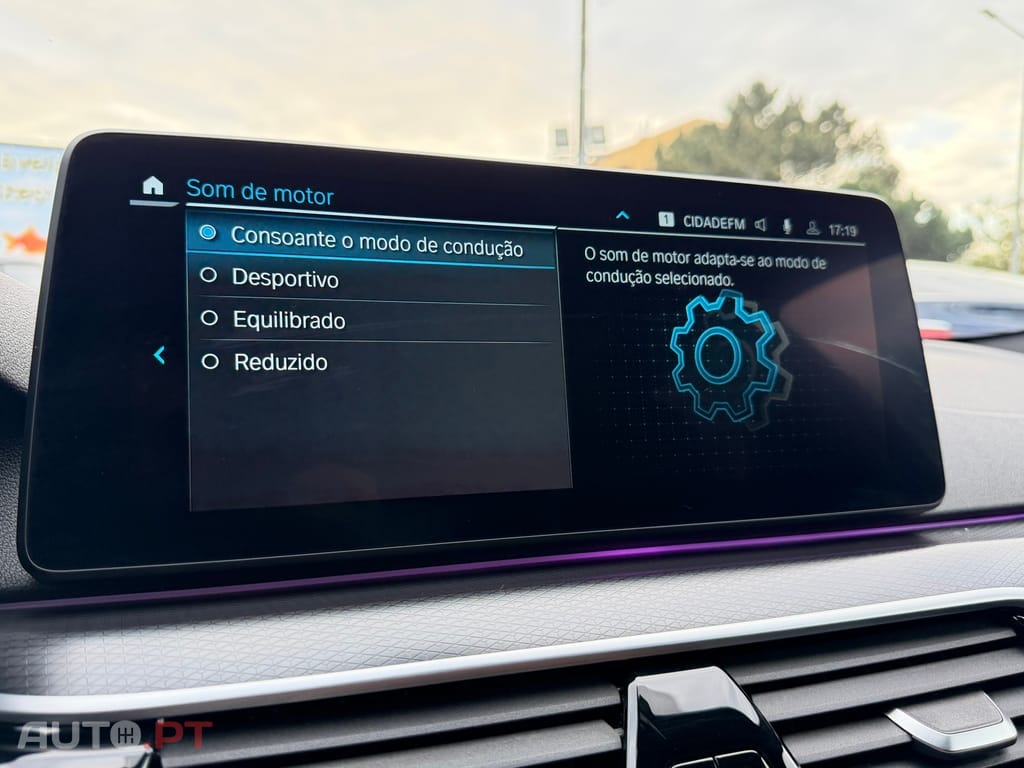 BMW 530 e Pack Desportivo M