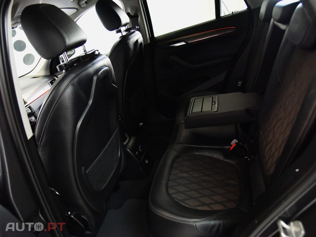 BMW X1 18 d sDrive Auto xLine