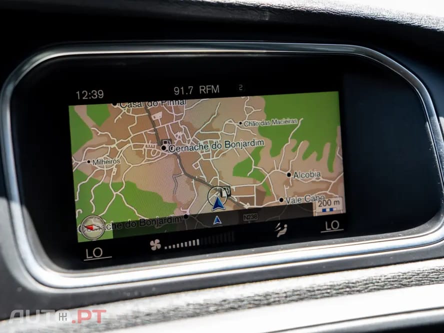 Volvo V40 Cross Country 2.0 D3 Momentum