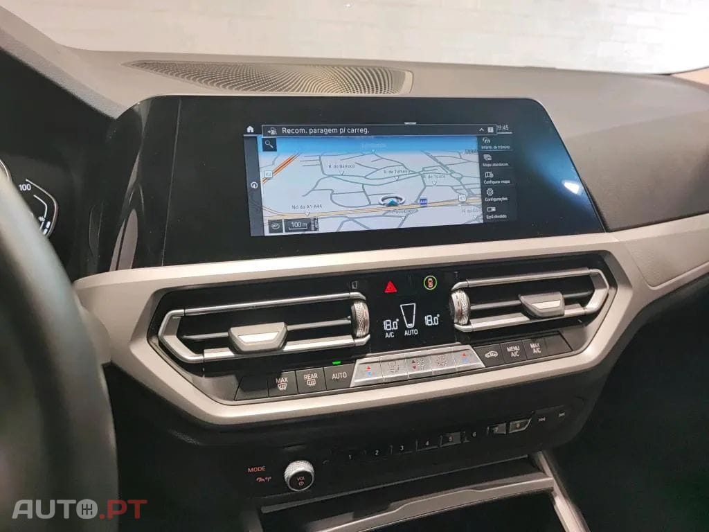 BMW 330 e Touring Corporate Edition Auto