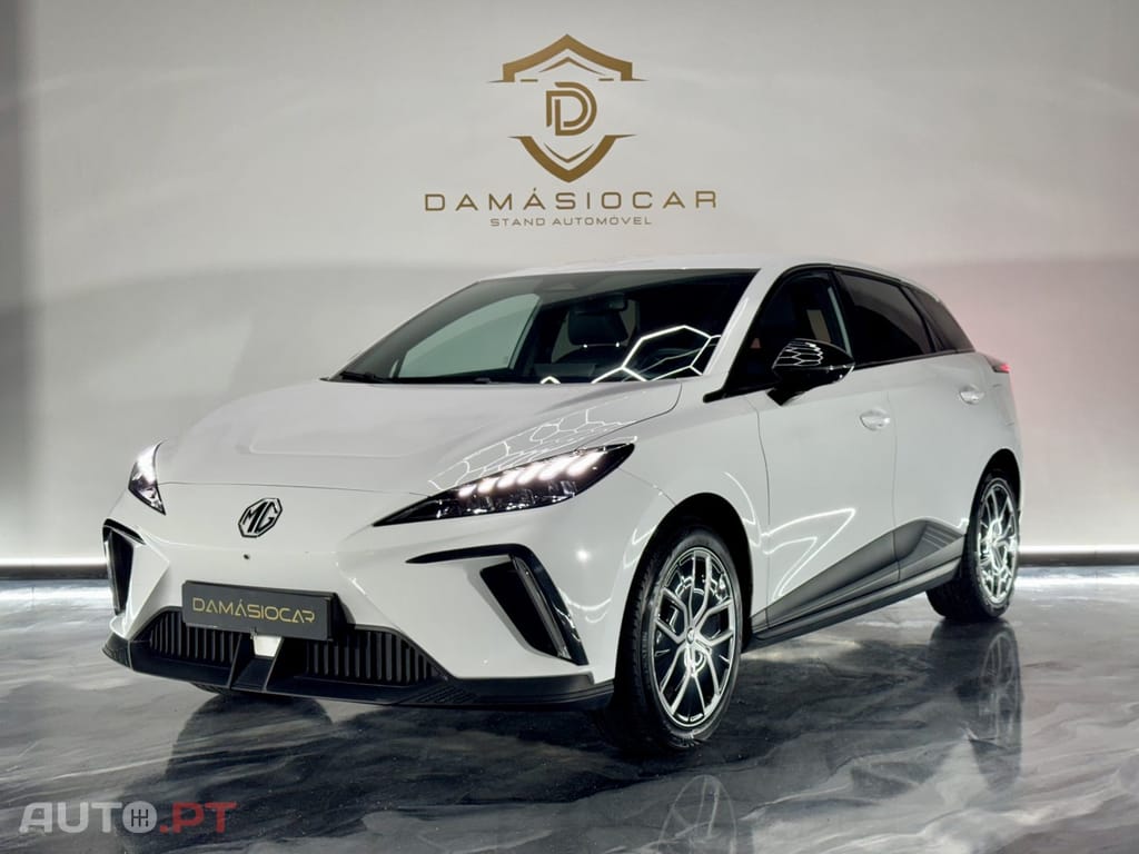 MG MG4 64 kWh Luxury