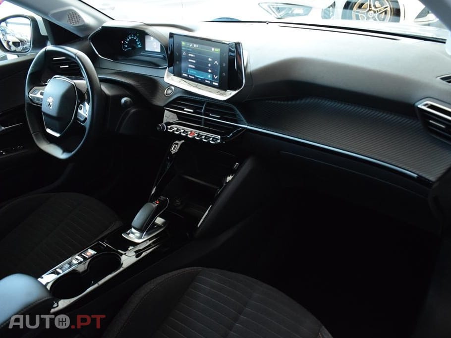 Peugeot E-208 50 kWh Active