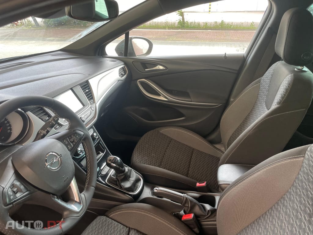 Opel Astra Sports Tourer 1.2 T Business Edition S/S