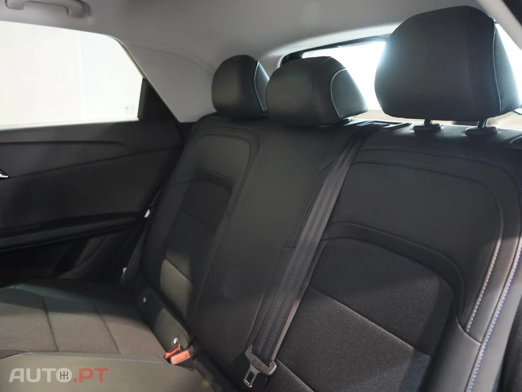 MG MG4 64 kWh Luxury