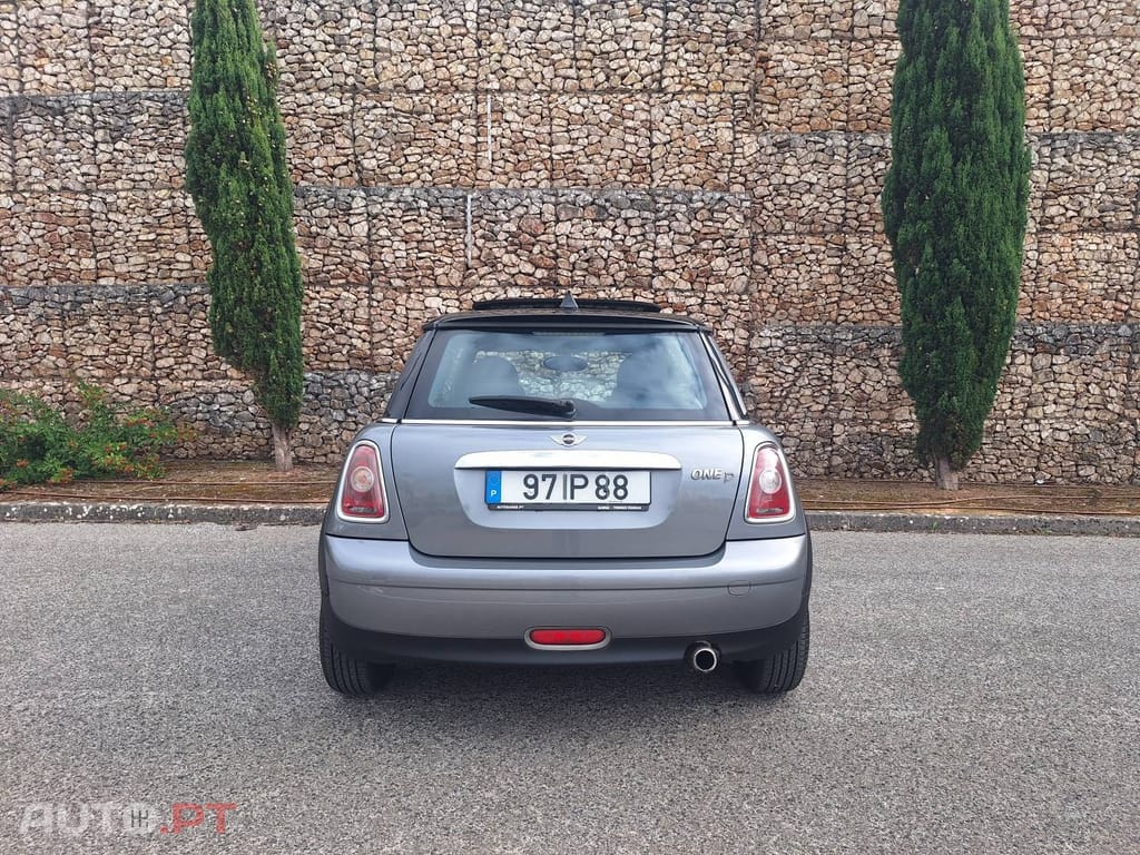 MINI Cooper D