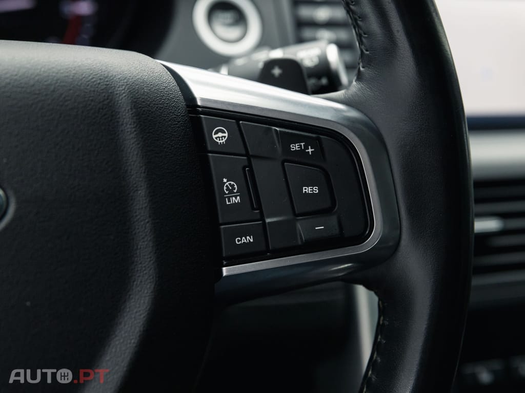 Land Rover Discovery Sport 2.0 TD4 SE Auto