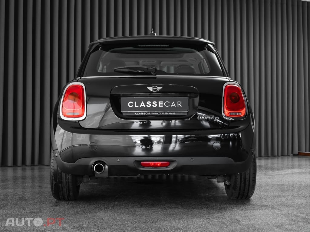 MINI Cooper Cooper D