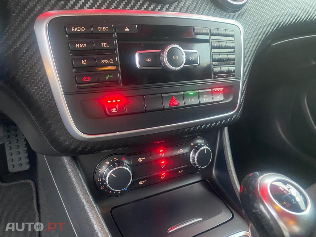Mercedes-Benz A 180 d AMG Line