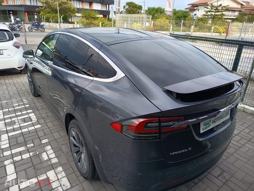 Tesla Model X 100D