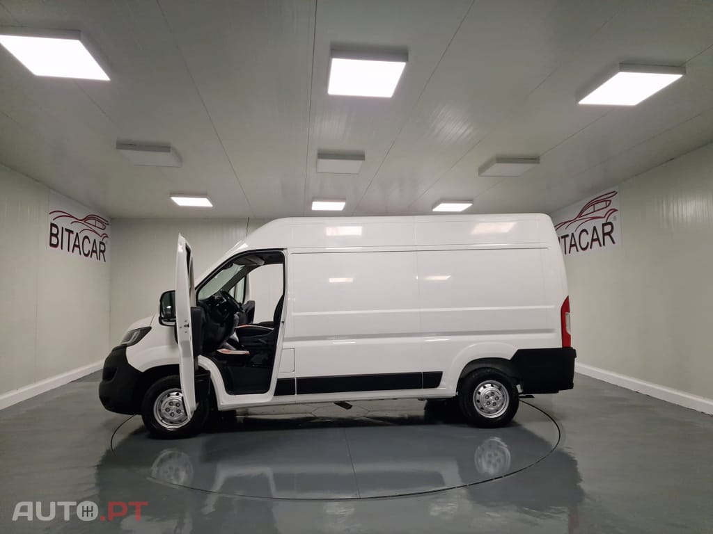 Peugeot Boxer 2.2 BlueHDi 435 L4H2 Premium